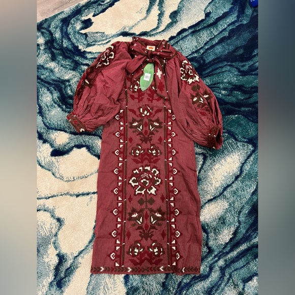 farm rio burgundy dress Farm Rio Women's Laces Short Sleeve Maxi Dress, Glam Tapestry Burgundy